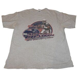 Vintage 2002 Tom Brady XXXVI Superbowl Champs  T-shirt Size XL Patriots